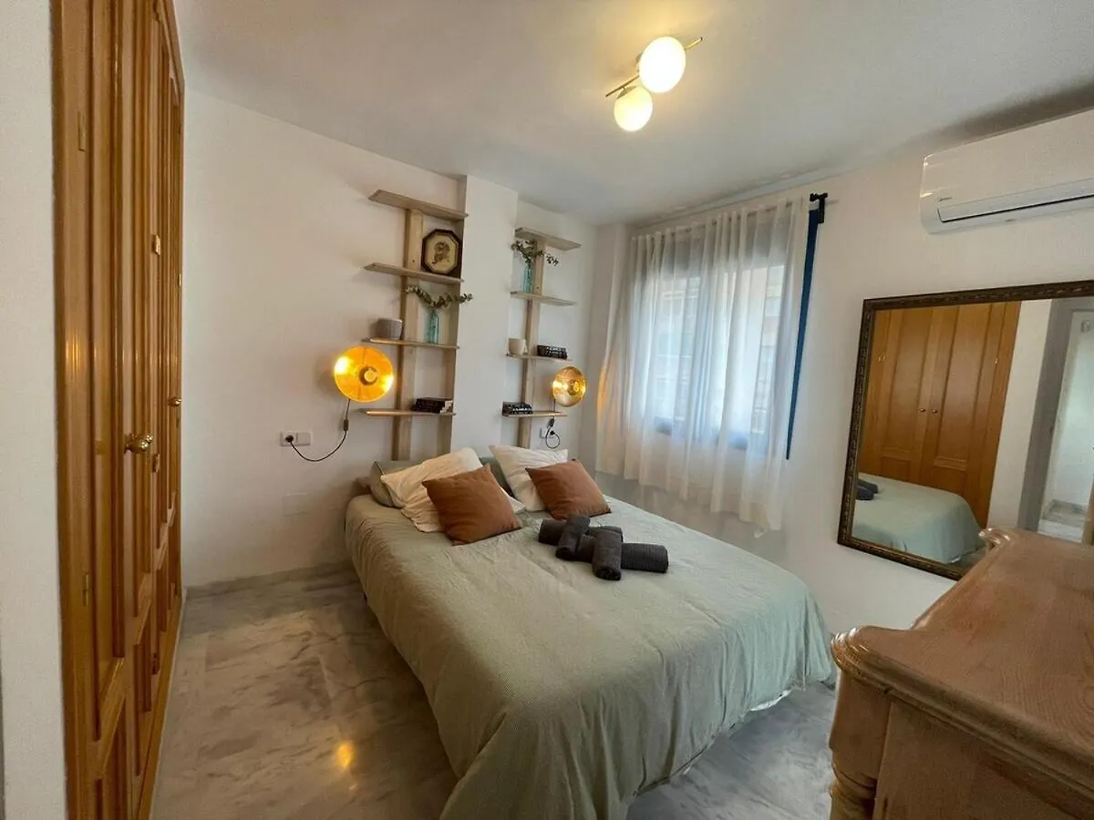 Calu Homes Cerca Playa De Huelin Malaga Apartament