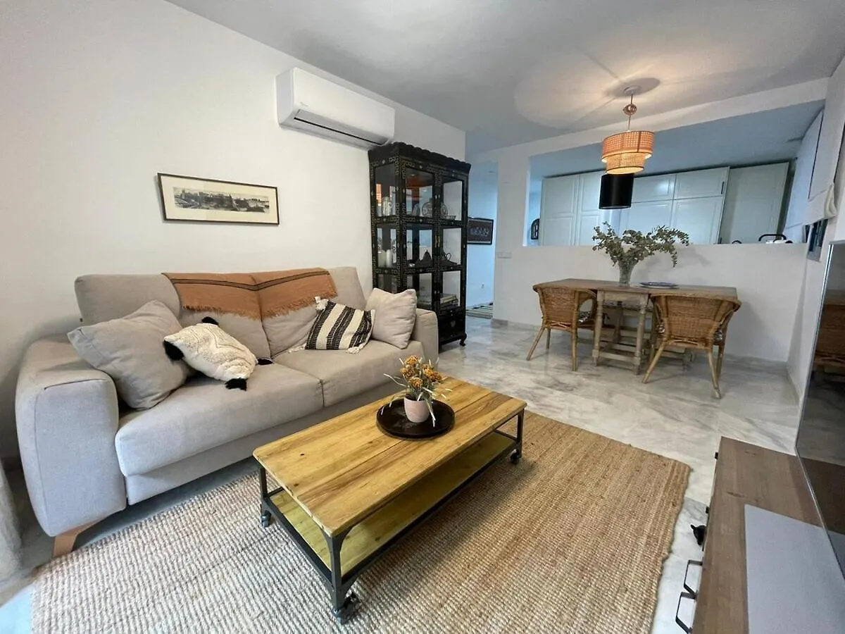 Calu Homes Cerca Playa De Huelin Malaga Apartment